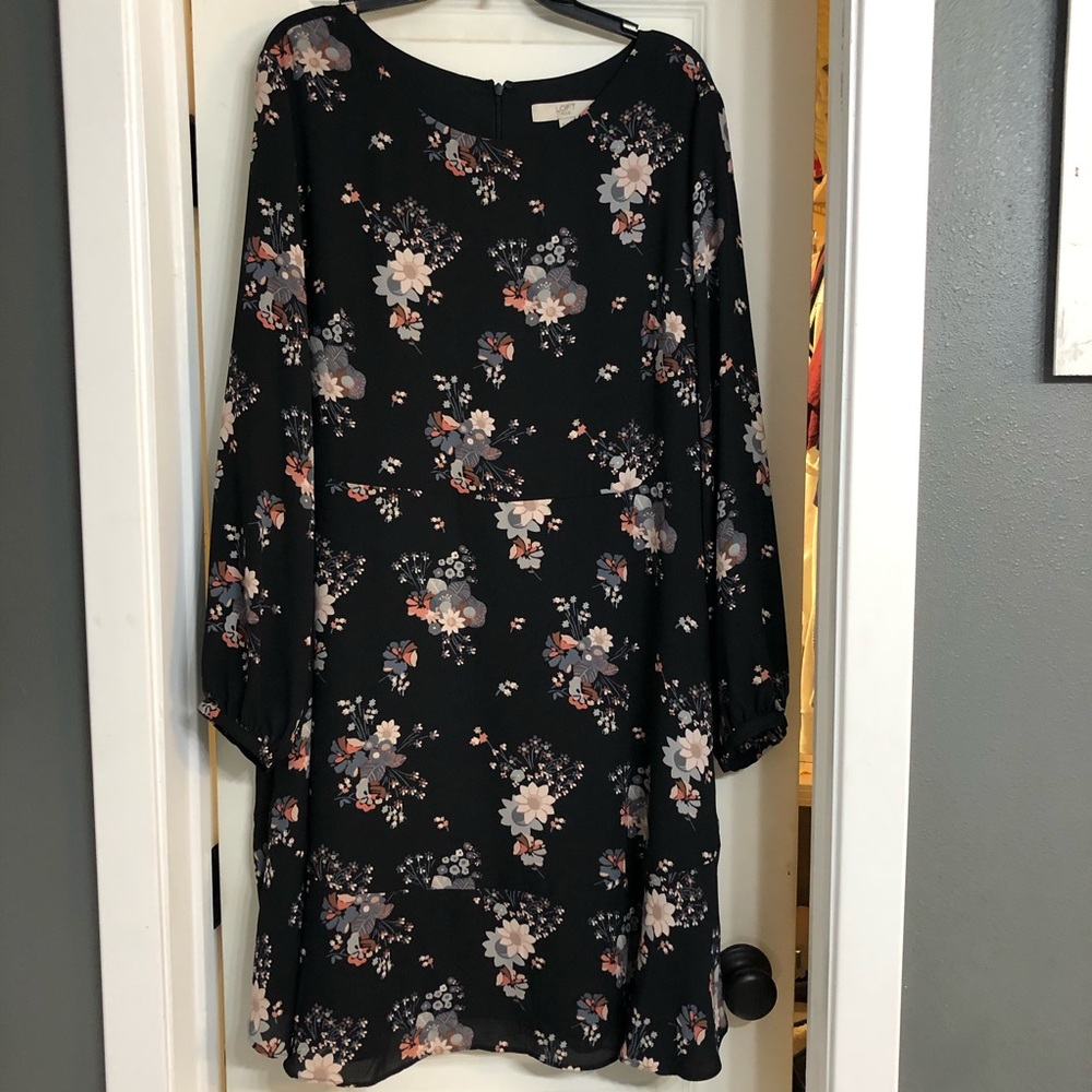 Loft  Plus, black, floral dress.